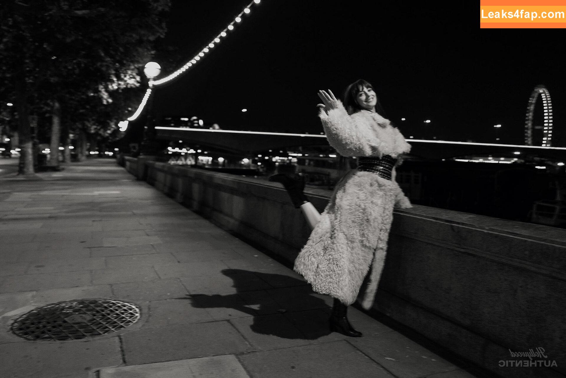 Dakota Johnson / dakotajohnson / isDakotaJohnson leaked photo photo #1097