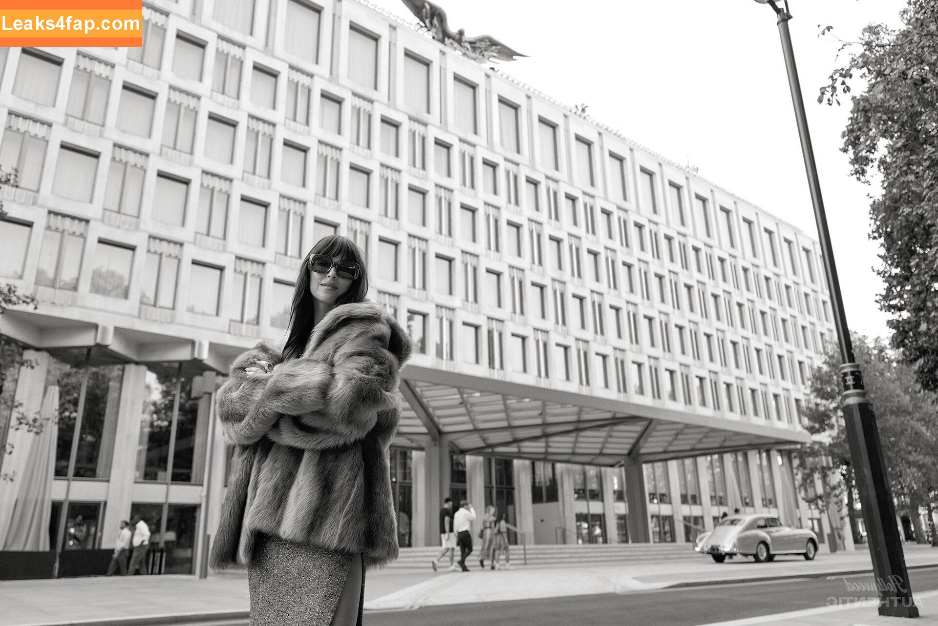 Dakota Johnson / dakotajohnson / isDakotaJohnson leaked photo photo #1106