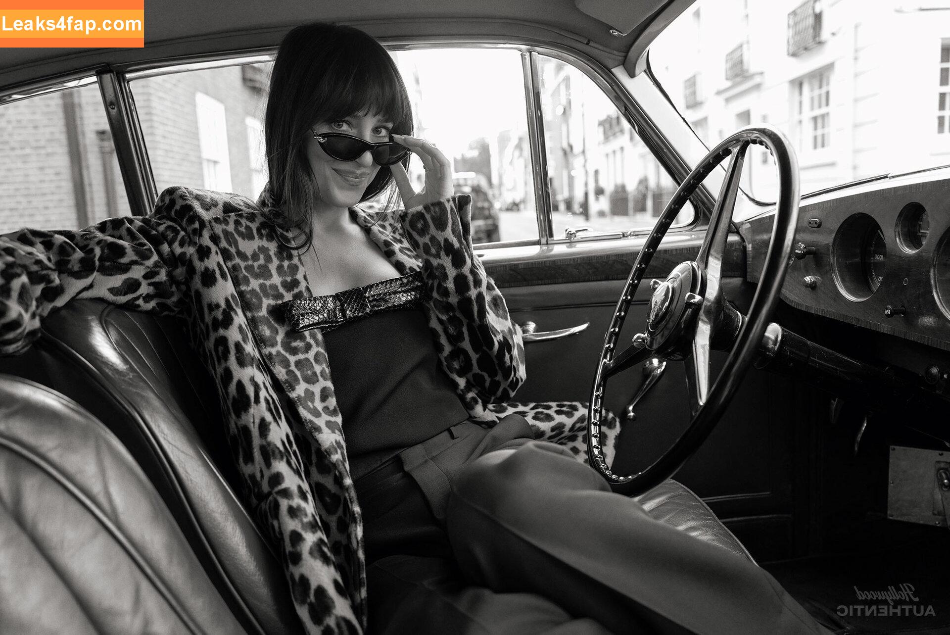 Dakota Johnson / dakotajohnson / isDakotaJohnson leaked photo photo #1114