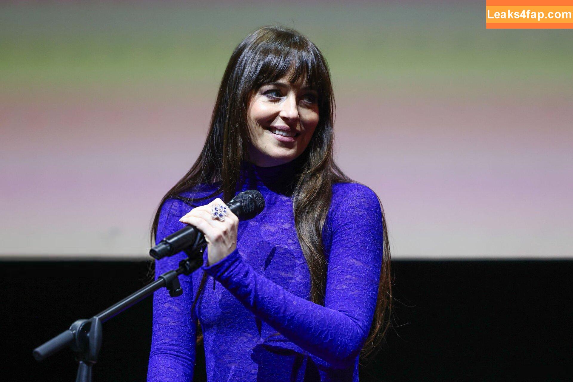 Dakota Johnson / dakotajohnson / isDakotaJohnson leaked photo photo #1143