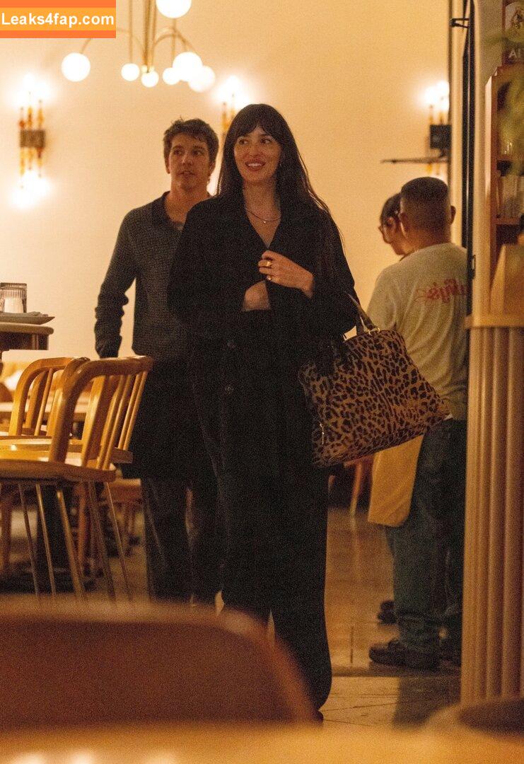 Dakota Johnson / dakotajohnson / https: / isDakotaJohnson слитое фото фото #1215