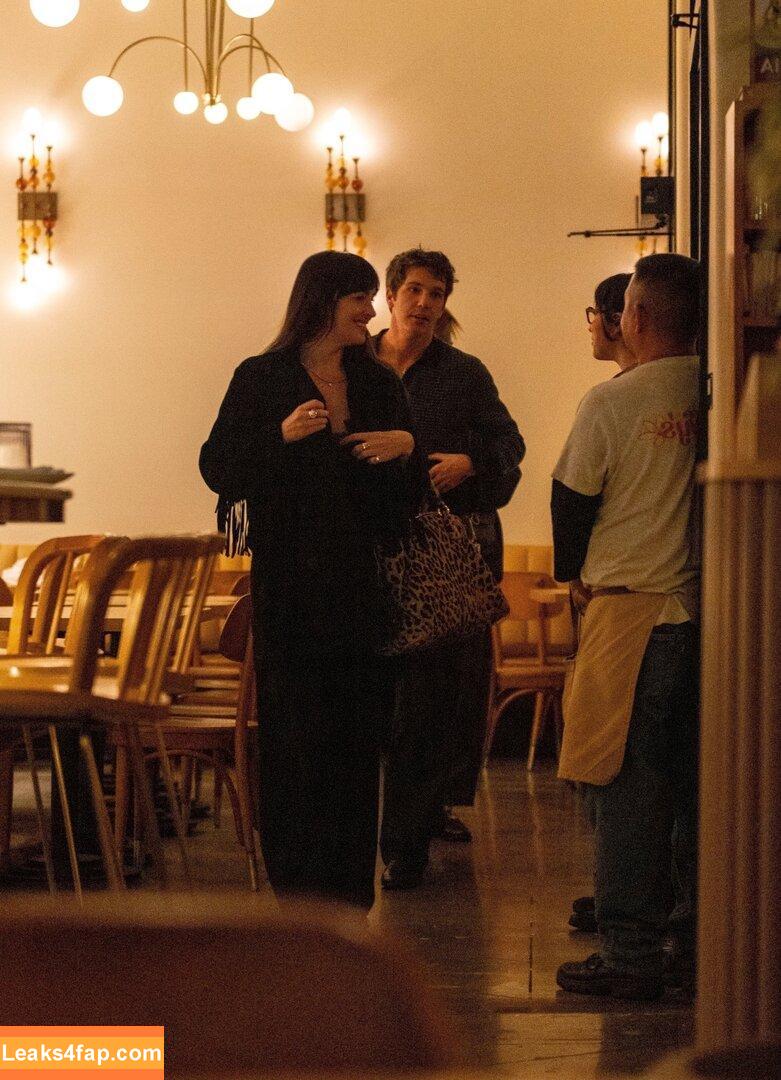 Dakota Johnson / dakotajohnson / https: / isDakotaJohnson слитое фото фото #1221