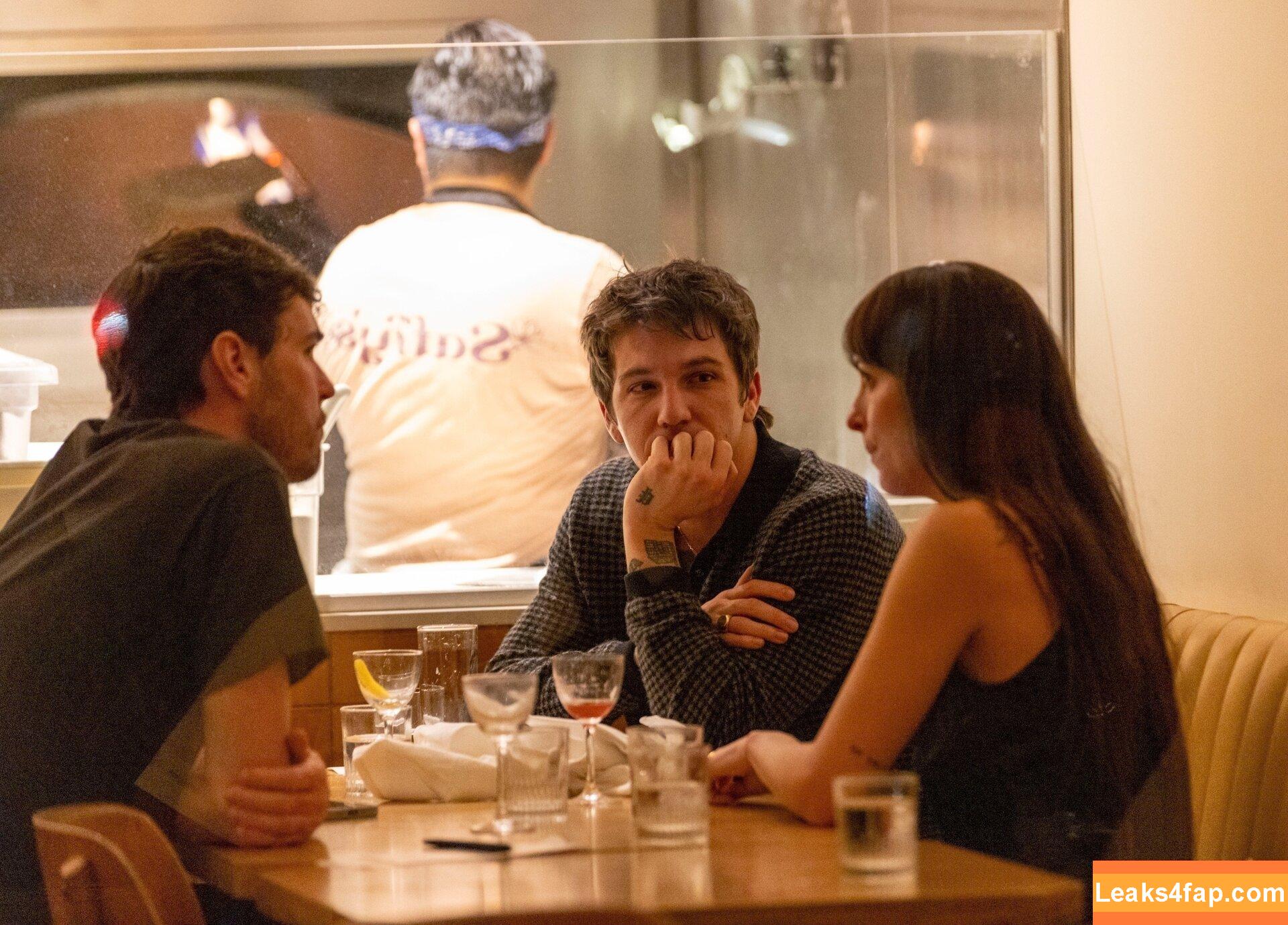 Dakota Johnson / dakotajohnson / https: / isDakotaJohnson leaked photo photo #1236