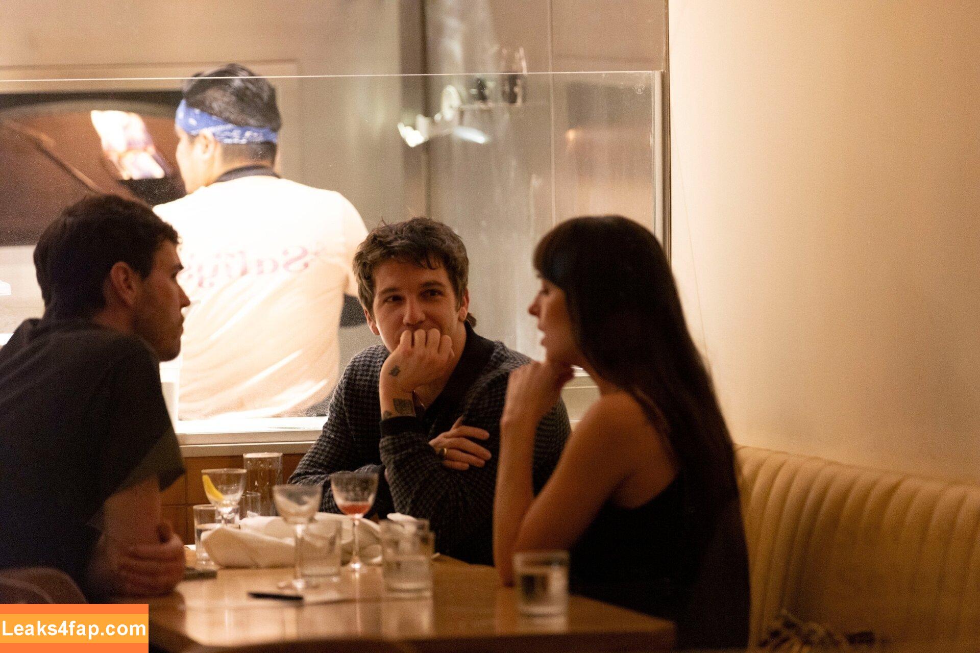 Dakota Johnson / dakotajohnson / https: / isDakotaJohnson leaked photo photo #1238