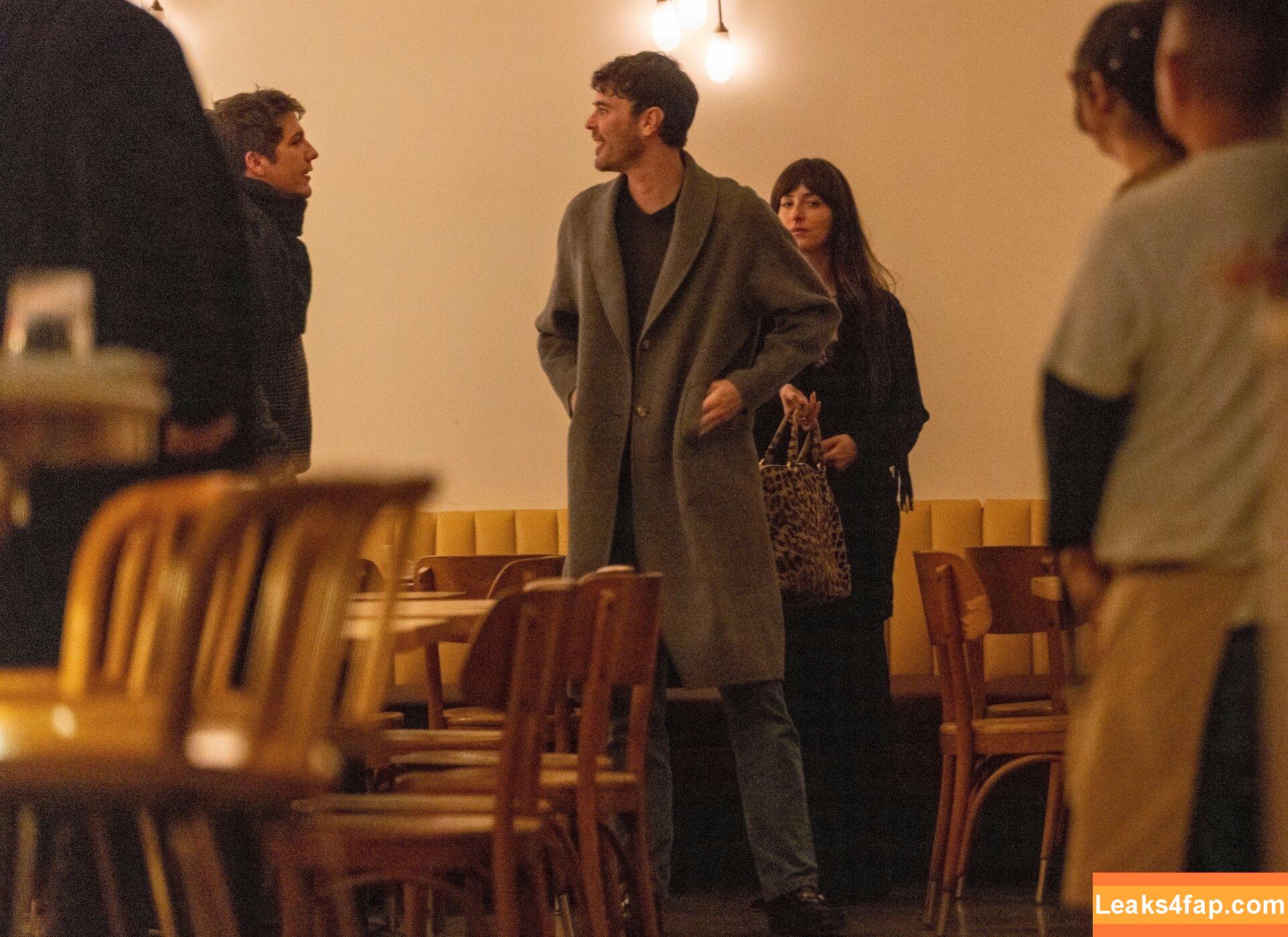 Dakota Johnson / dakotajohnson / https: / isDakotaJohnson leaked photo photo #1239