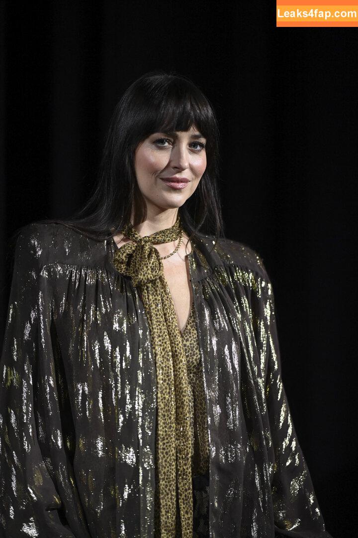 Dakota Johnson / dakotajohnson / https: / isDakotaJohnson leaked photo photo #1242