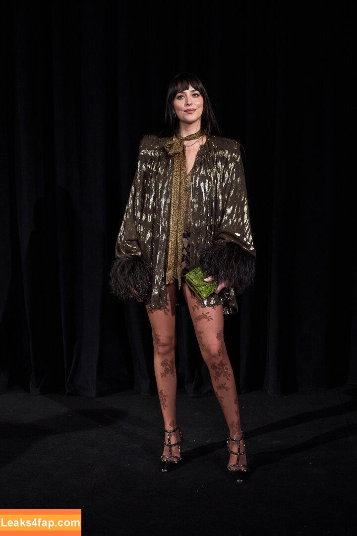 Dakota Johnson / dakotajohnson / https: / isDakotaJohnson leaked photo photo #1255