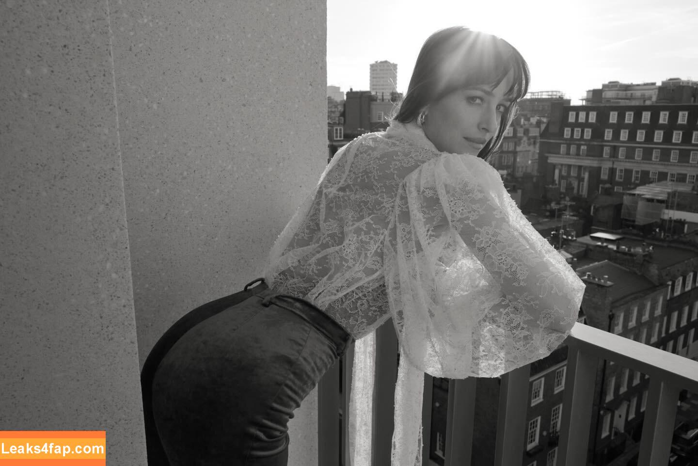 Dakota Johnson / dakotajohnson / https: / isDakotaJohnson leaked photo photo #1336