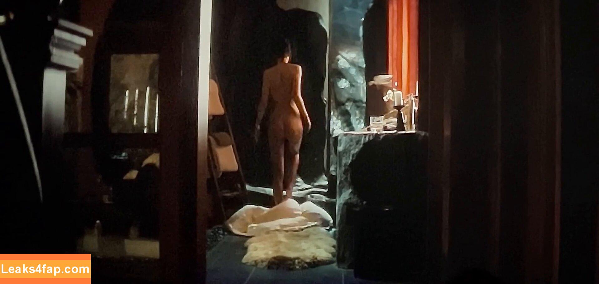 Dakota Johnson / dakotajohnson / https: / isDakotaJohnson leaked photo photo #1497