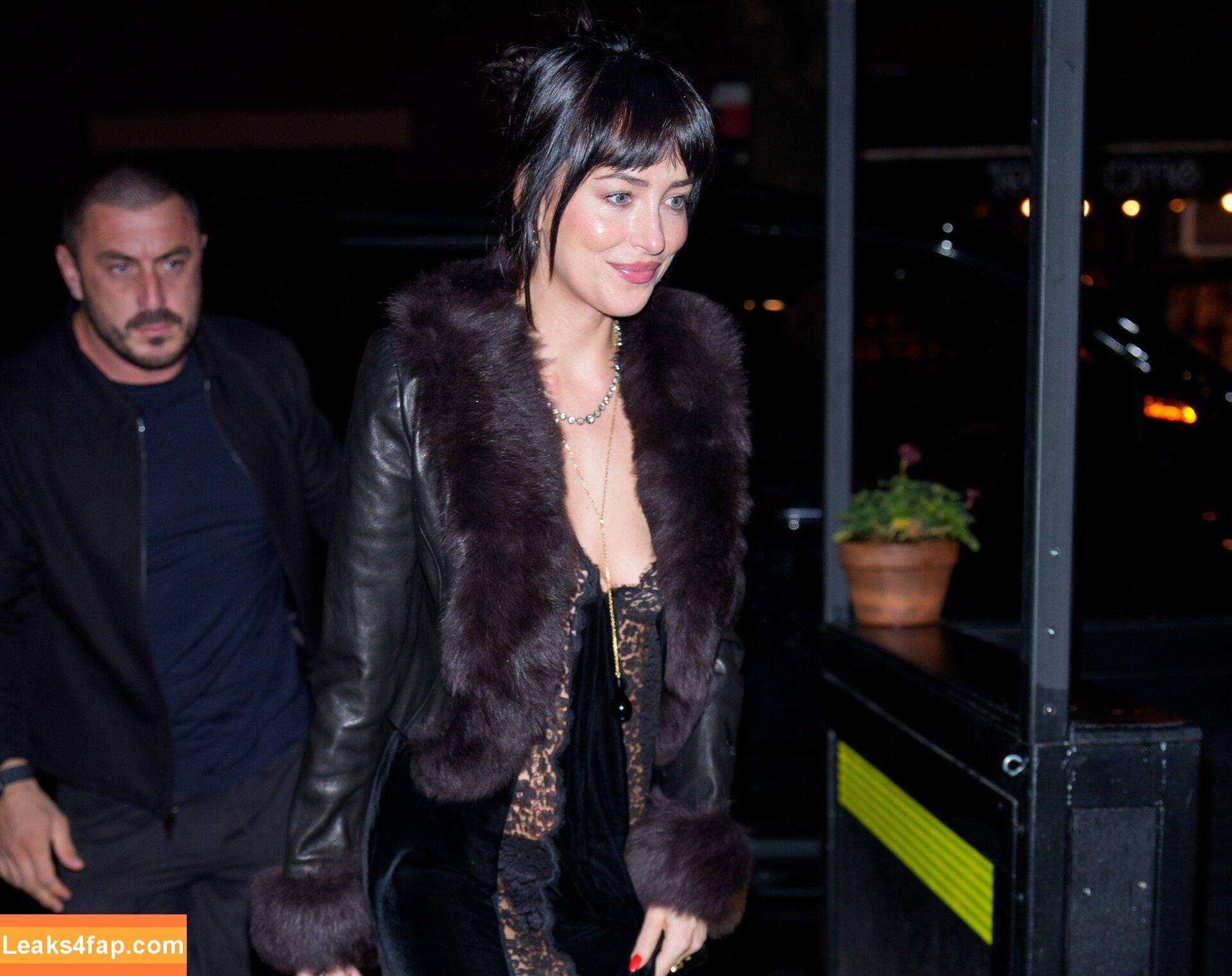 Dakota Johnson / dakotajohnson / isDakotaJohnson слитое фото фото #1514
