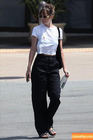 Dakota Johnson photo #1092