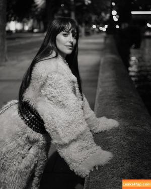 Dakota Johnson photo #1107