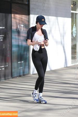 Dakota Johnson photo #1198