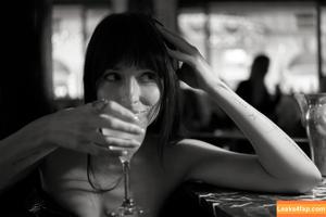Dakota Johnson photo #1335