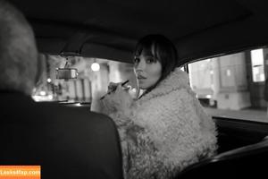 Dakota Johnson photo #1344