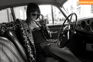 Dakota Johnson photo #1345