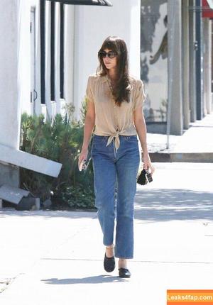 Dakota Johnson фото #1385