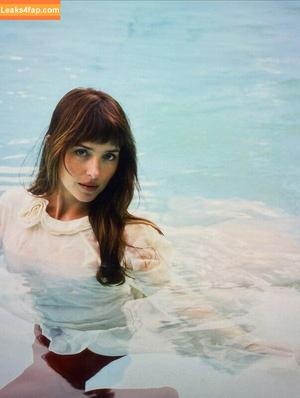 Dakota Johnson photo #1410