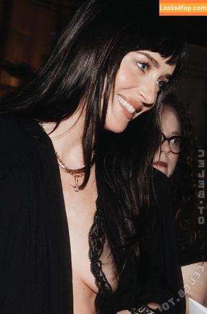 Dakota Johnson фото #1470