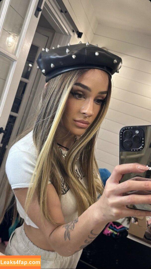 Dakota Kai / Charlie Girl / dakotakai___ / https: leaked photo photo #0173