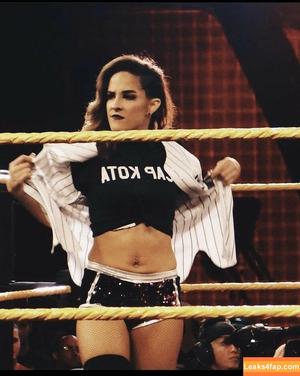 Dakota Kai photo #0040