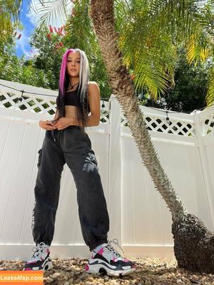 Dakota Kai photo #0128