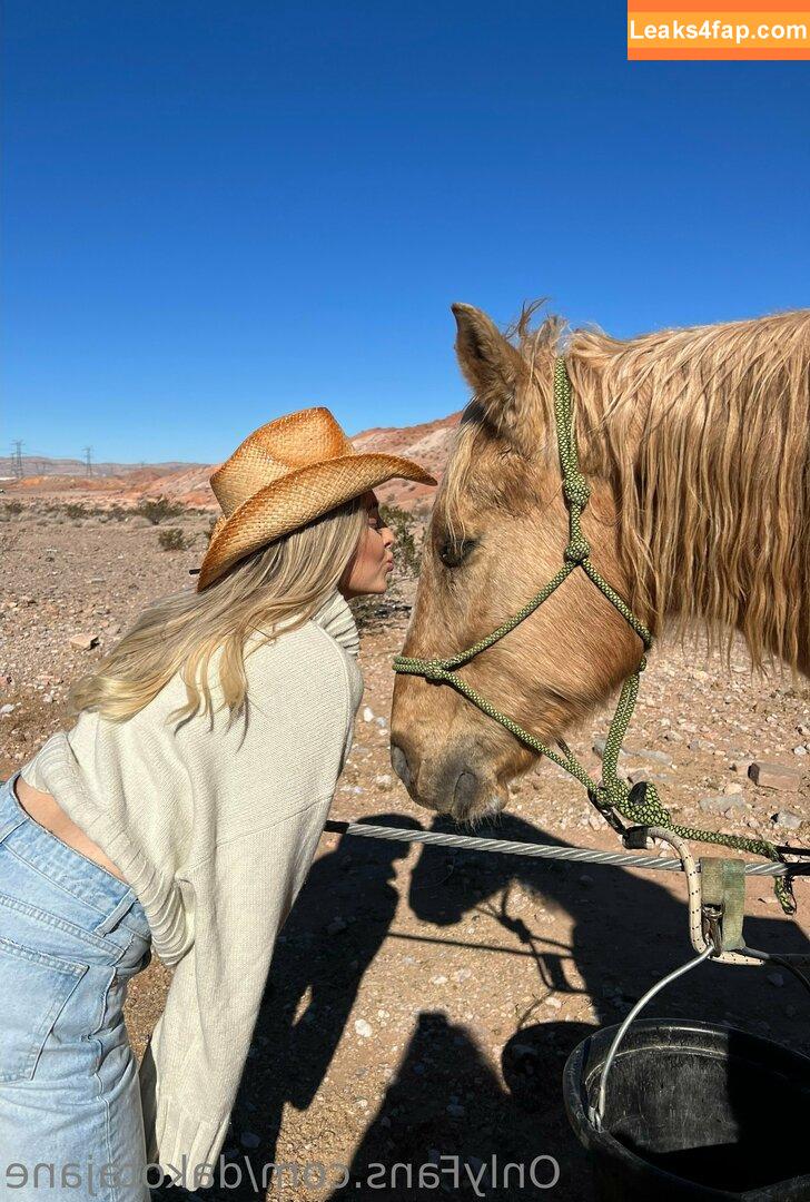 DakotaJane / dakotajane11 leaked photo photo #0025
