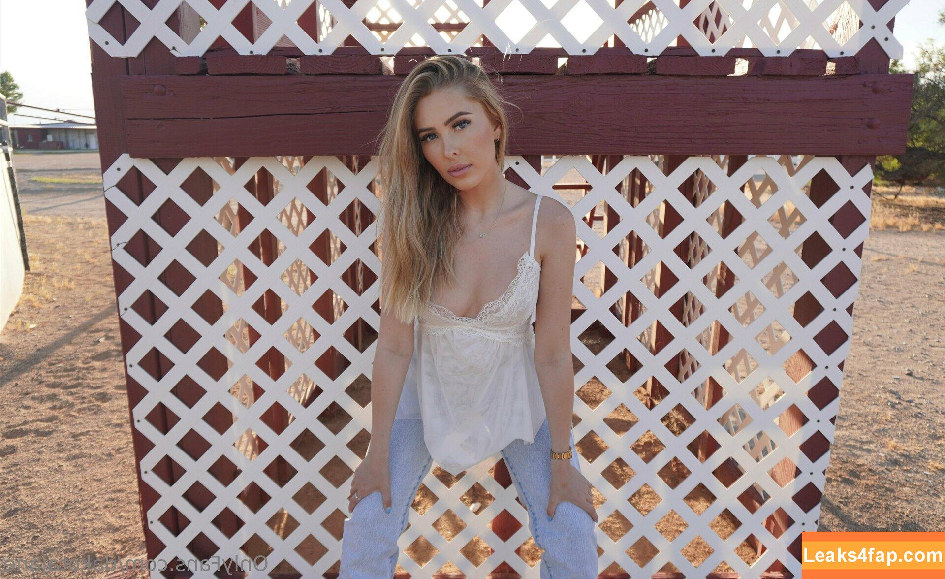 DakotaJane / dakotajane11 leaked photo photo #0081