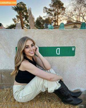 DakotaJane photo #0017