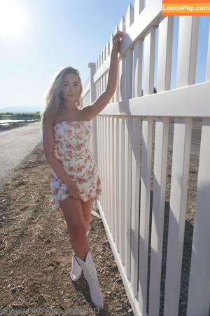 DakotaJane photo #0114