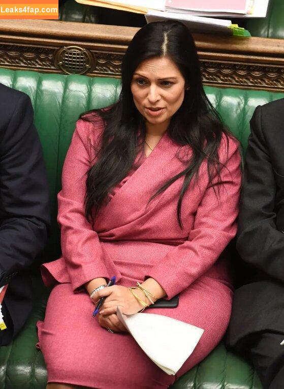 Dame Priti Patel MP / pritipatel слитое фото фото #0023