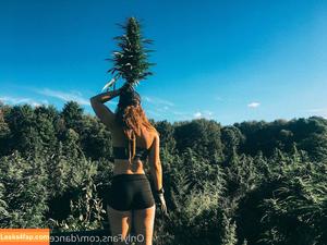 danceincannabis photo #0018