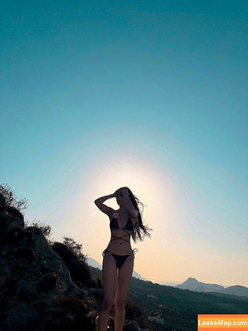 Dani Klieber / dani.klieber / daniklieber / danikliebertiktok слитое фото фото #0385