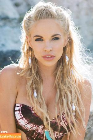 Dani Mathers photo #0399