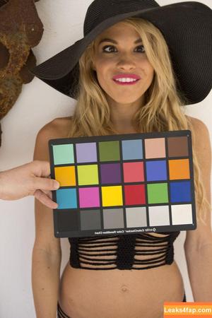 Dani Mathers photo #0448