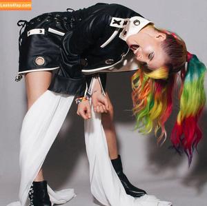Dani Thorne photo #0020