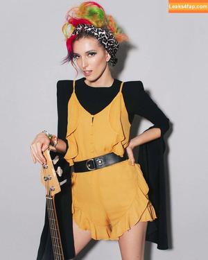 Dani Thorne photo #0034