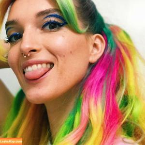 Dani Thorne photo #0049
