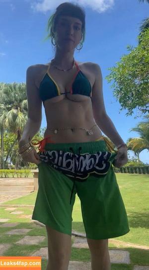 Dani Thorne photo #0110