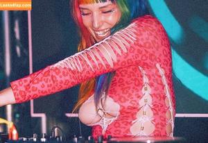 Dani Thorne photo #0176
