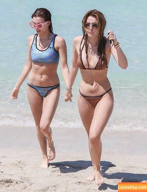 Dani Thorne photo #0240