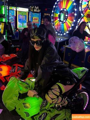 Dani Thorne фото #0579