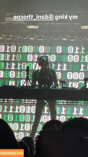 Dani Thorne фото #0591