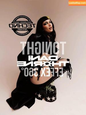 Dani Thorne фото #0594