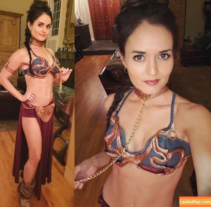 Danica McKellar / danicamckellar leaked photo photo #0025