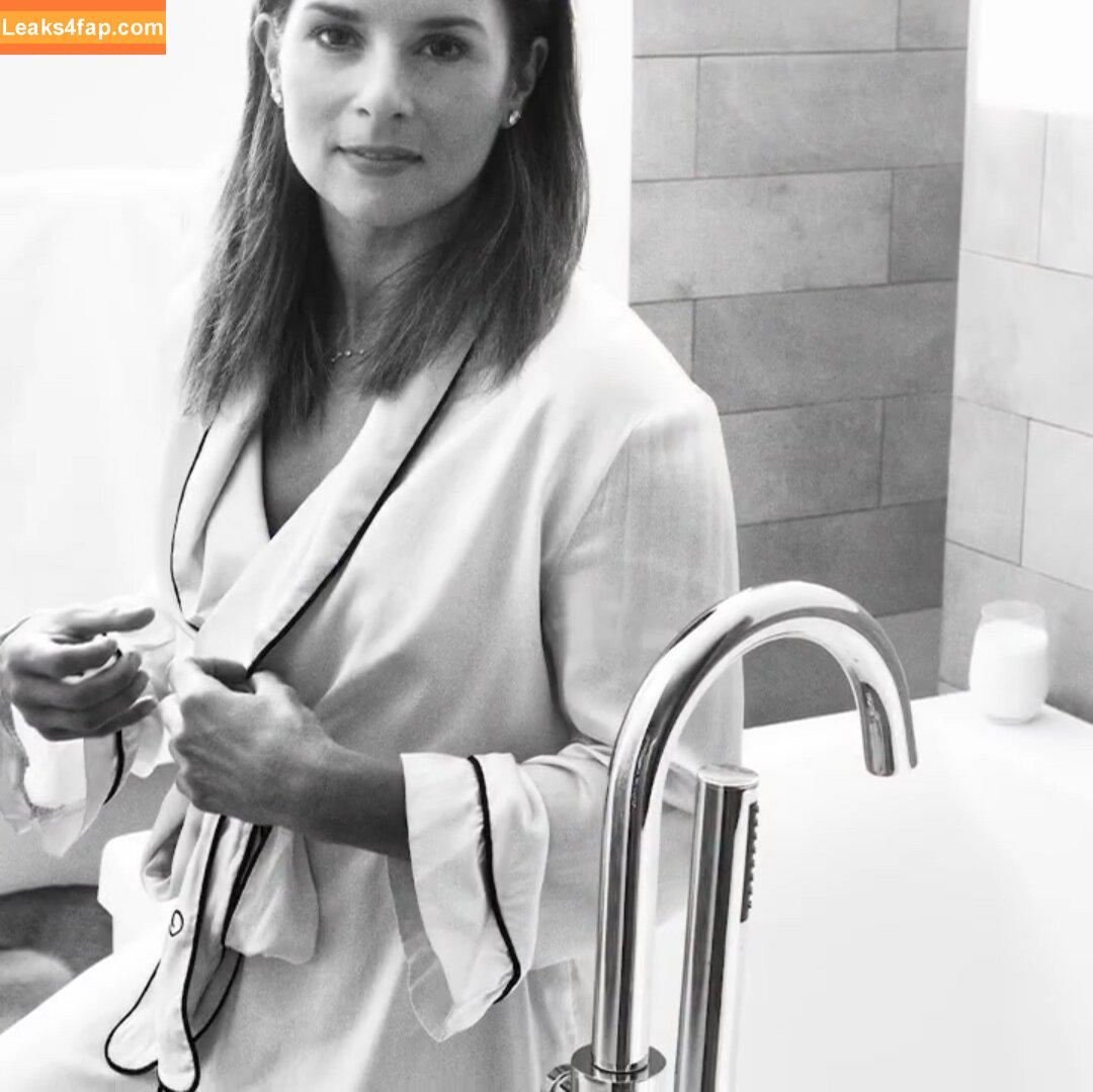 Danica Patrick / DanicaPatrick / Professional racing driver leaked photo photo #0085