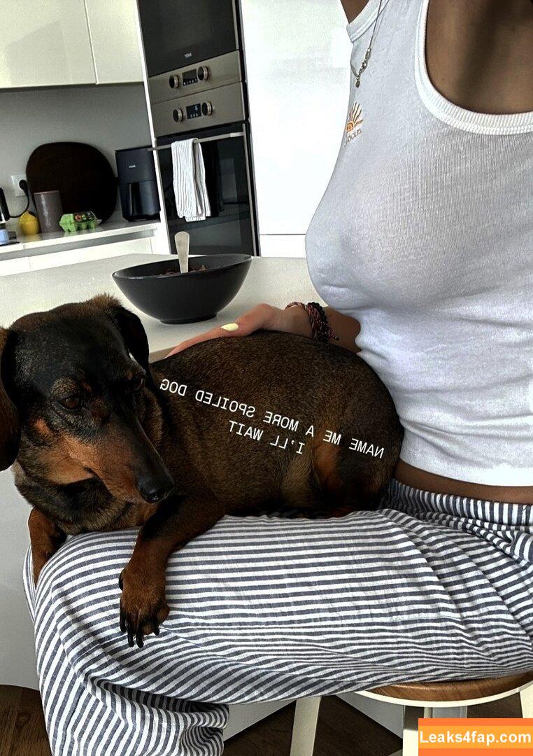Daniela Melchior / danielamelchior leaked photo photo #1100