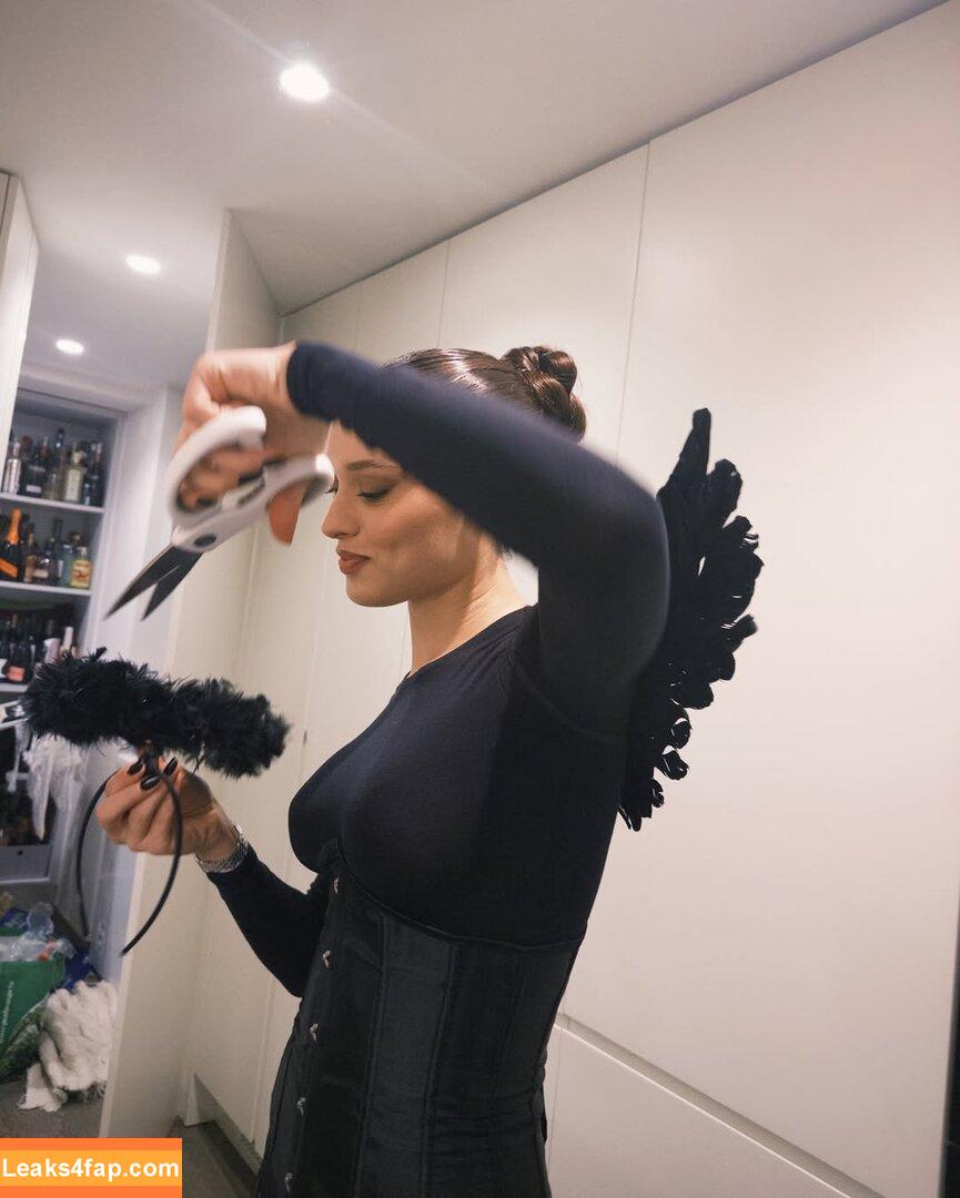 Daniela Melchior / danielamelchior leaked photo photo #1117