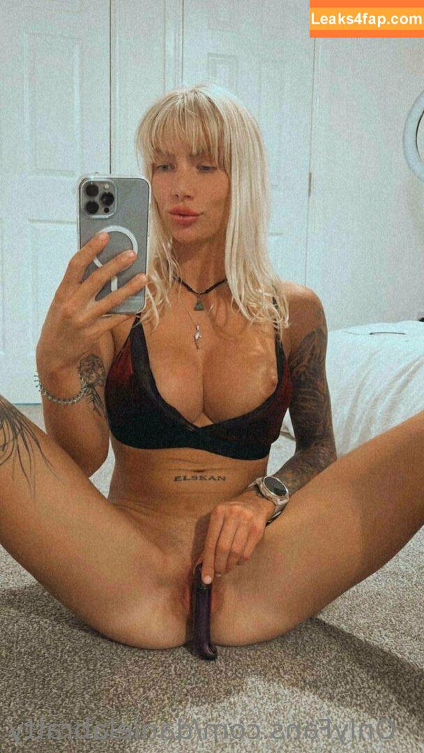 danielabratty / brattydniela leaked photo photo #0923