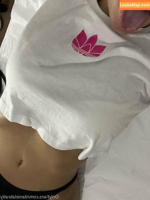 danielabratty photo #0225